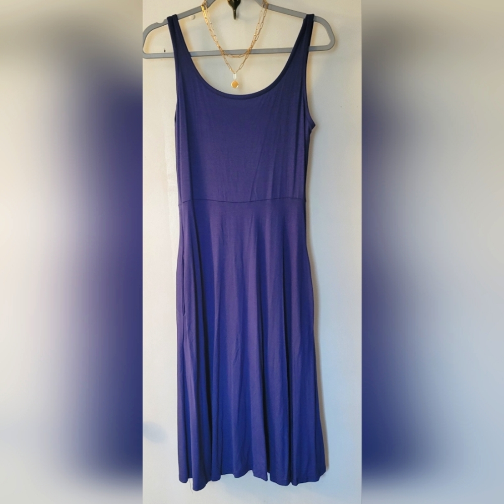 🫐 NWT Olivia Rae midi dress